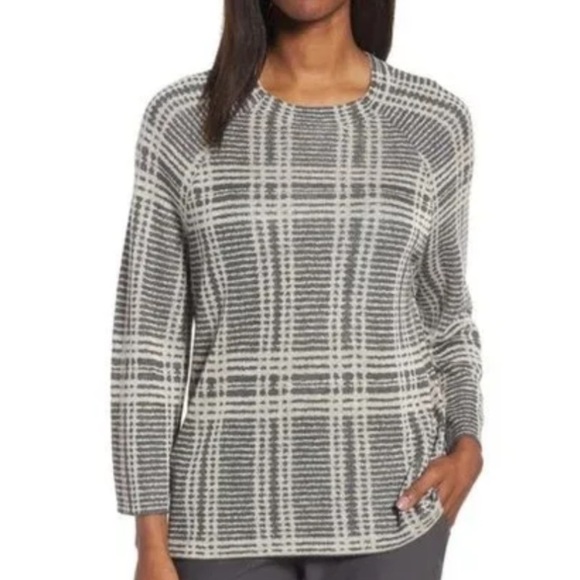 Eileen Fisher Blouse Merino wool blend size Medium Women's clothing‎ - Picture 1 of 6
